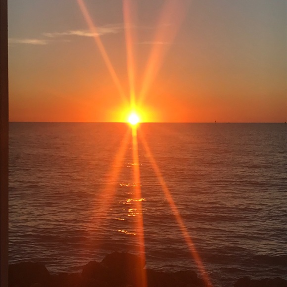 Meet your Posher, Jill - Picture 2 of 5